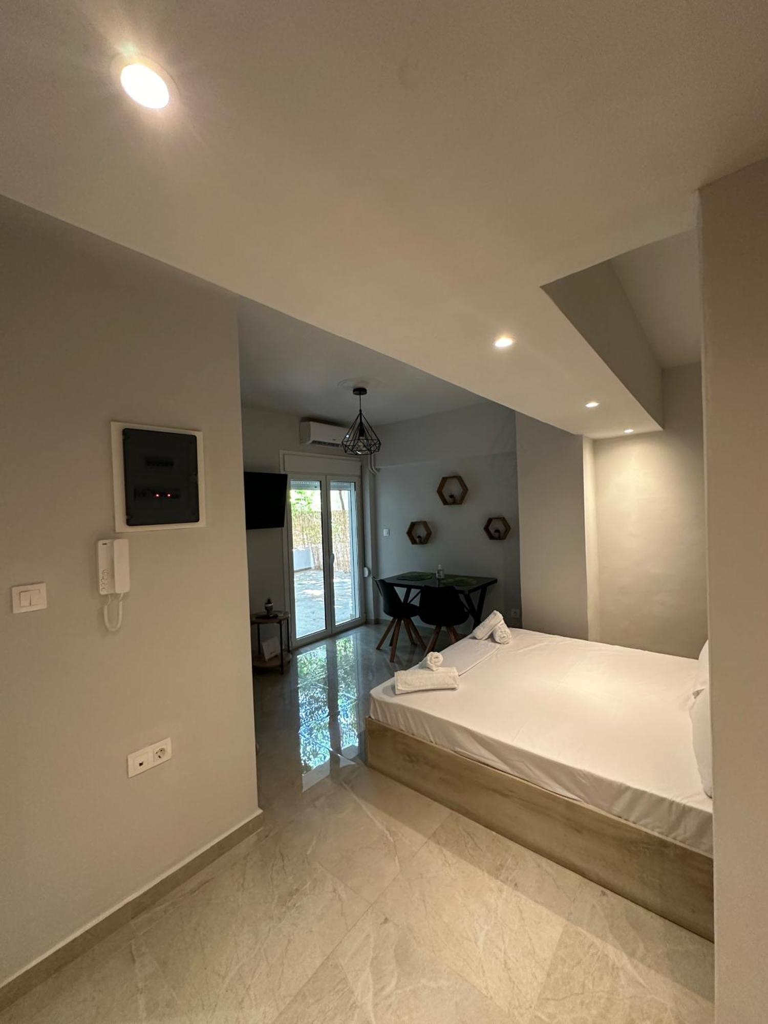 Appartement Just For Two à Athènes Extérieur photo