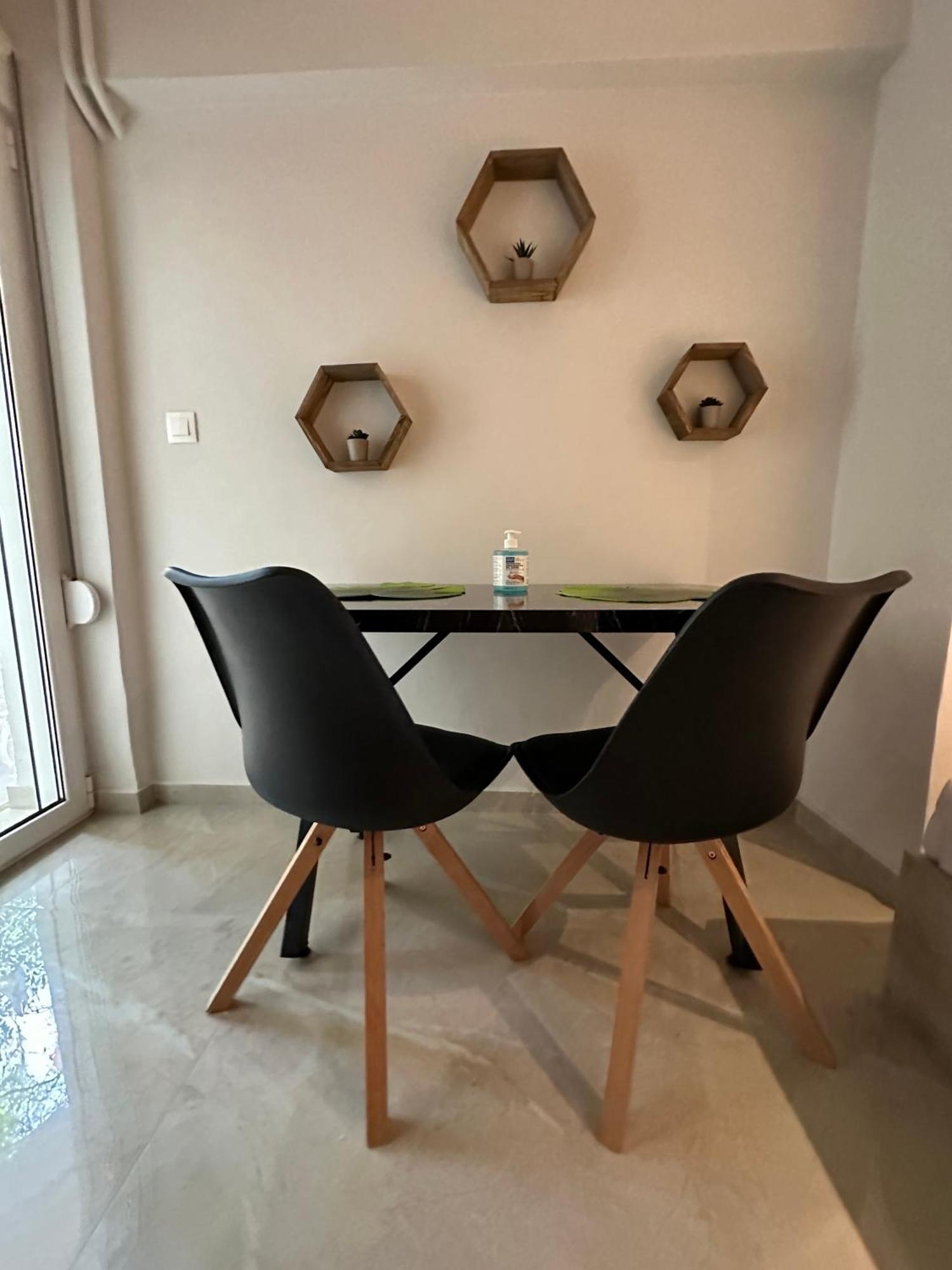 Appartement Just For Two à Athènes Extérieur photo