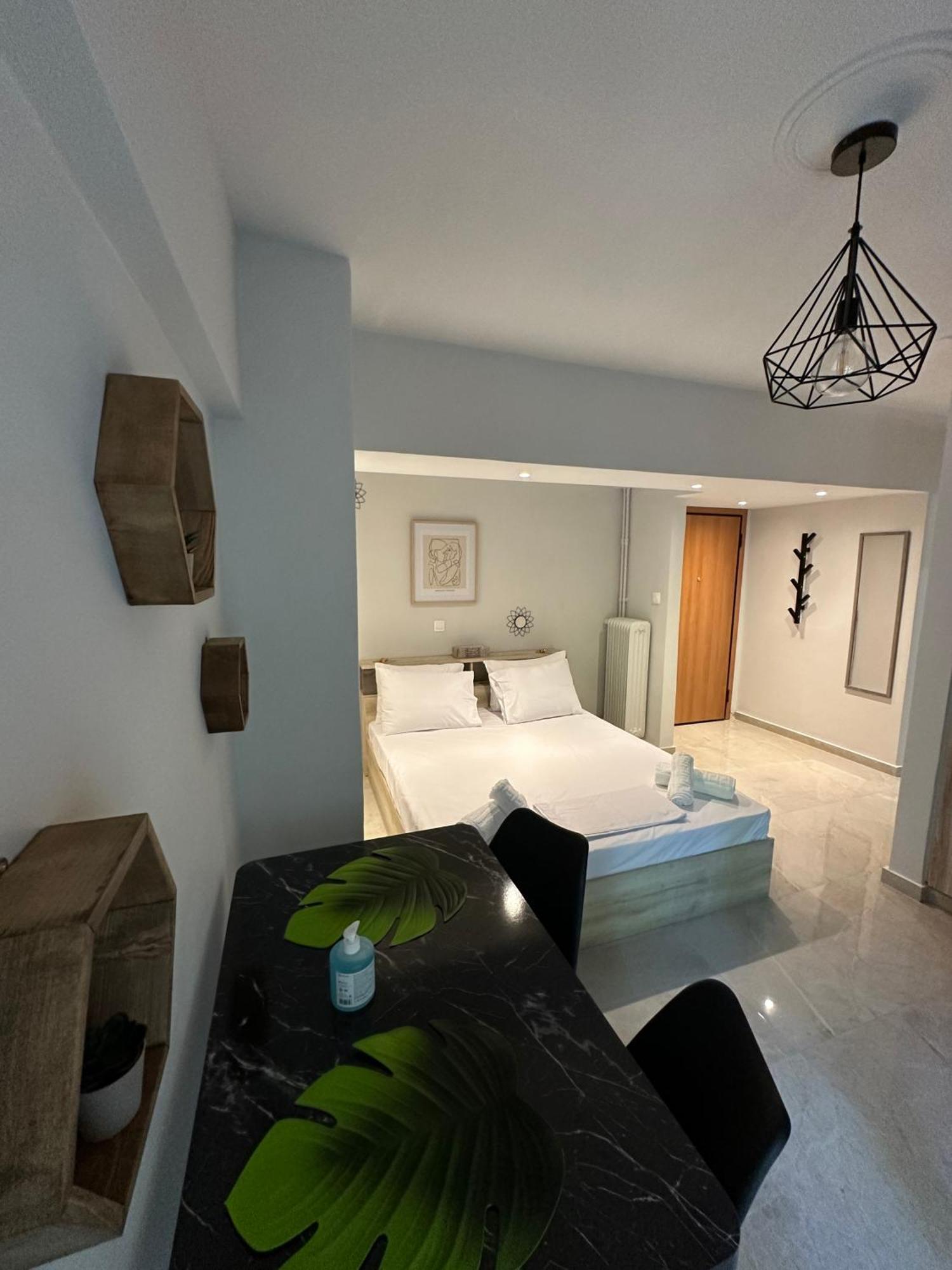Appartement Just For Two à Athènes Extérieur photo