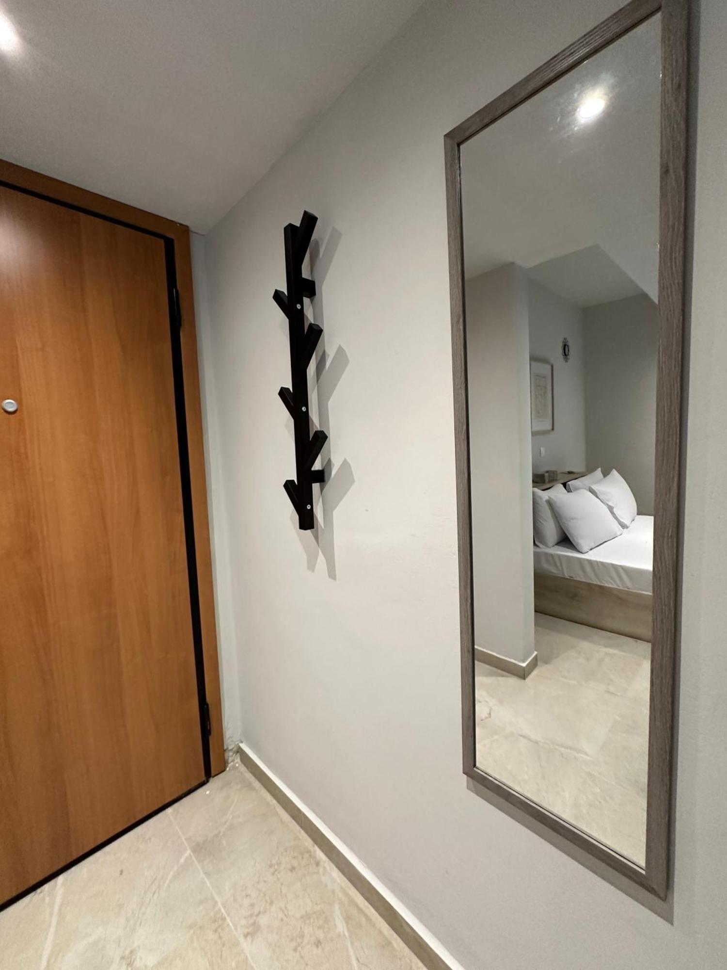 Appartement Just For Two à Athènes Extérieur photo
